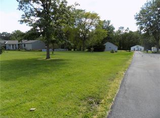 2318 Leavitt Rd, Lorain, OH 44053