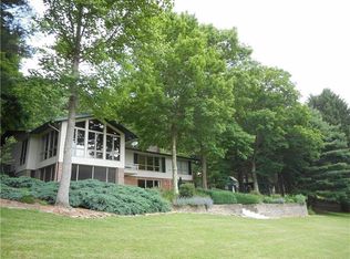 341 Cobblestone Ln, Ligonier, PA 15658