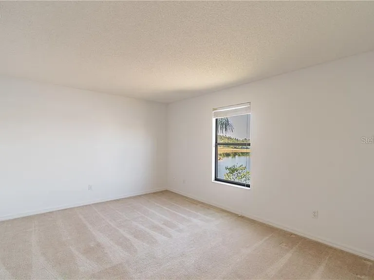 470 Canary Island Ct — Photo 33