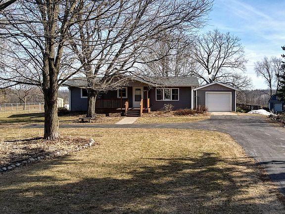 3rd image of 3595 County Road Q