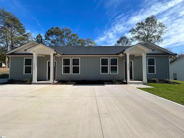121 Stephenson St, Taylors, SC 29687