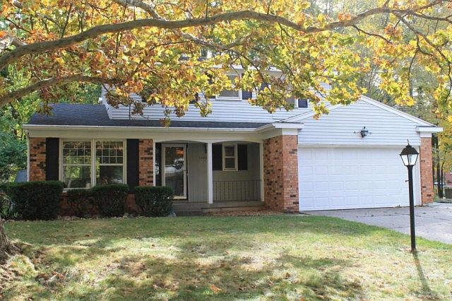 1st image of 1508 Morewood Dr SE