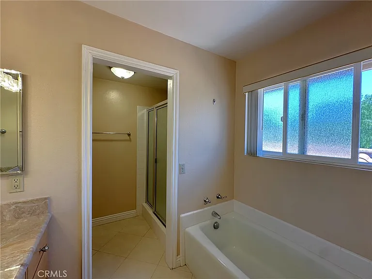 26543 Academy Dr — Photo 38