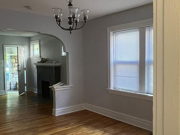 3rd image of 4012 Hydraulic Ave #1F