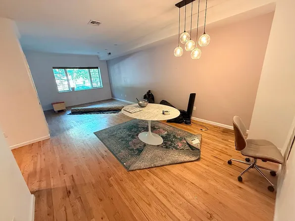 342 E 7th St #A, Brooklyn, NY 11218