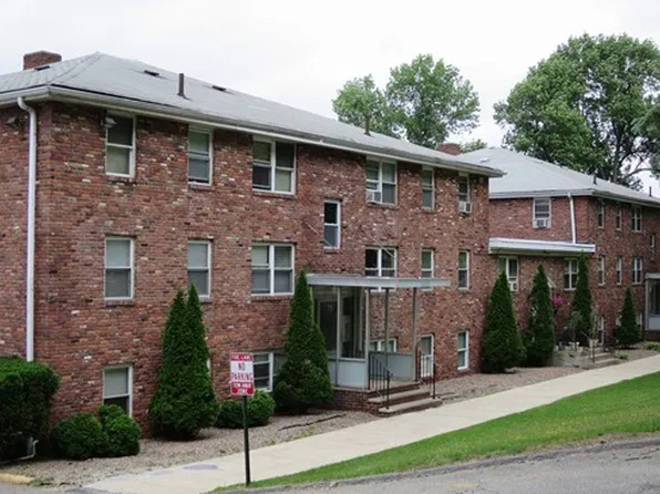 61 Park Ave West, 61 Park Ave W APT 7, Lowell, MA 01852