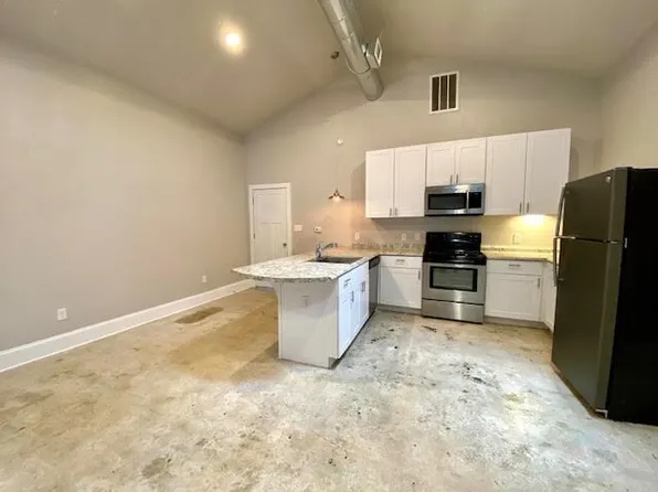 203-205 E Gwinnett St, Savannah, GA 31401