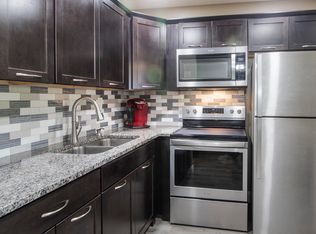 98 Bedford Ct #98-D, West Palm Beach, FL 33411