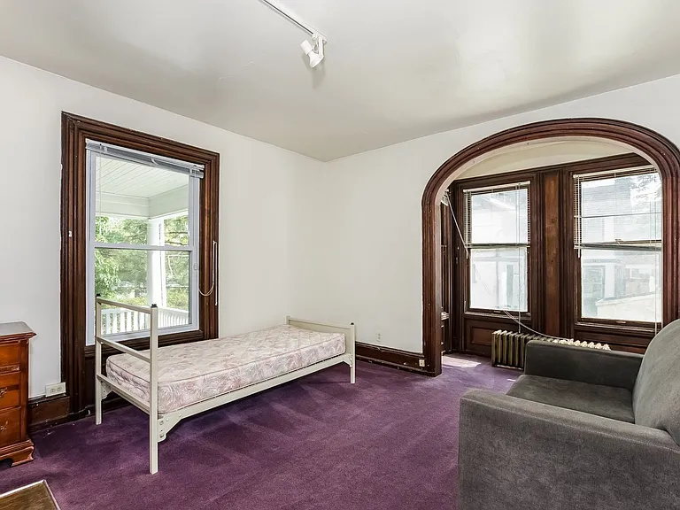 1328 Washtenaw Ave — Photo 6