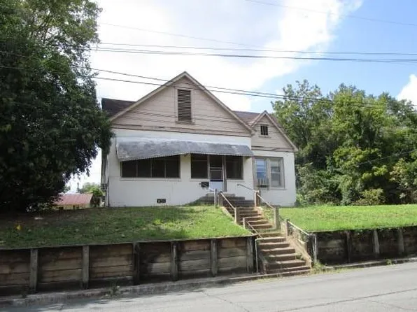 910 2nd St, Natchitoches, LA 71457