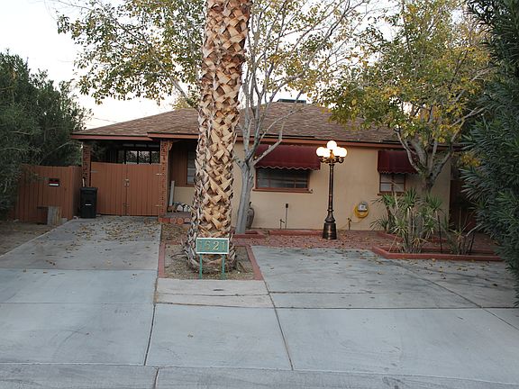 2nd image of 1621 Mayfair Pl
