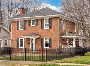 1004 S Hawthorne Rd, Winston Salem, NC 27103