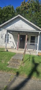421 S Market St, Salem, VA, 24153