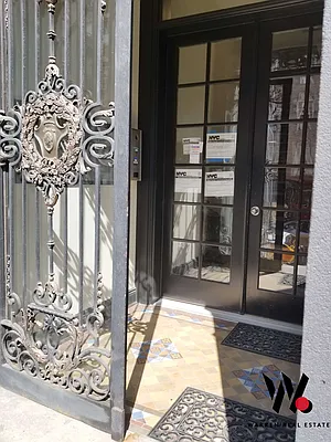 Rented by Warren T Real Estate Corp. | media 22