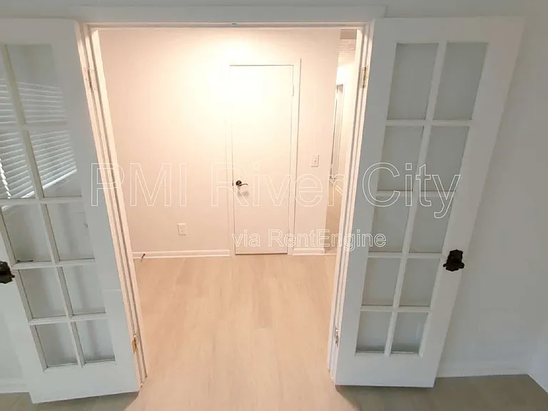 2860 Cedarcrest Dr — Photo 7