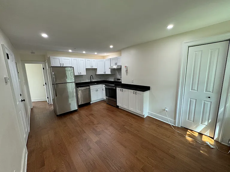 52 Chambers St #3 — Photo 1