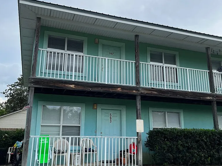 567 Florosa Ct — Photo 1