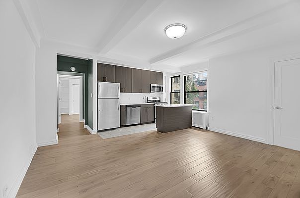 1st image of 52 Clark St APT 4NO