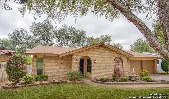 1st image of 4138 Clear Spring Dr