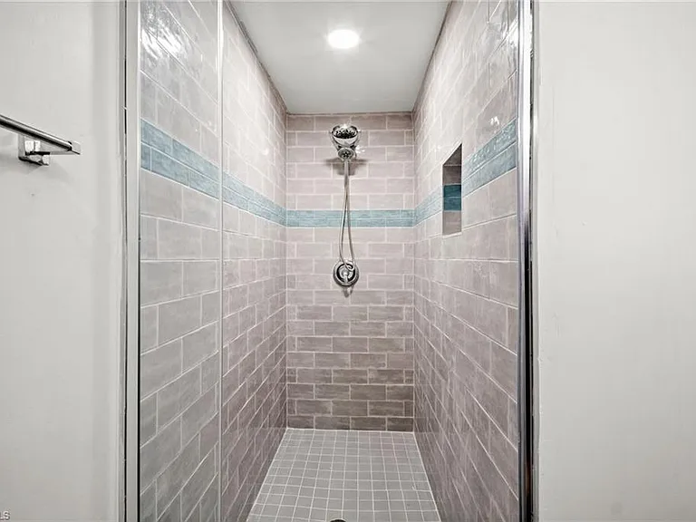 4450 Botanical Place Cir #6 — Photo 11