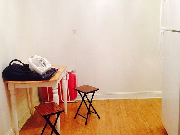 3rd image of 2166 19th St