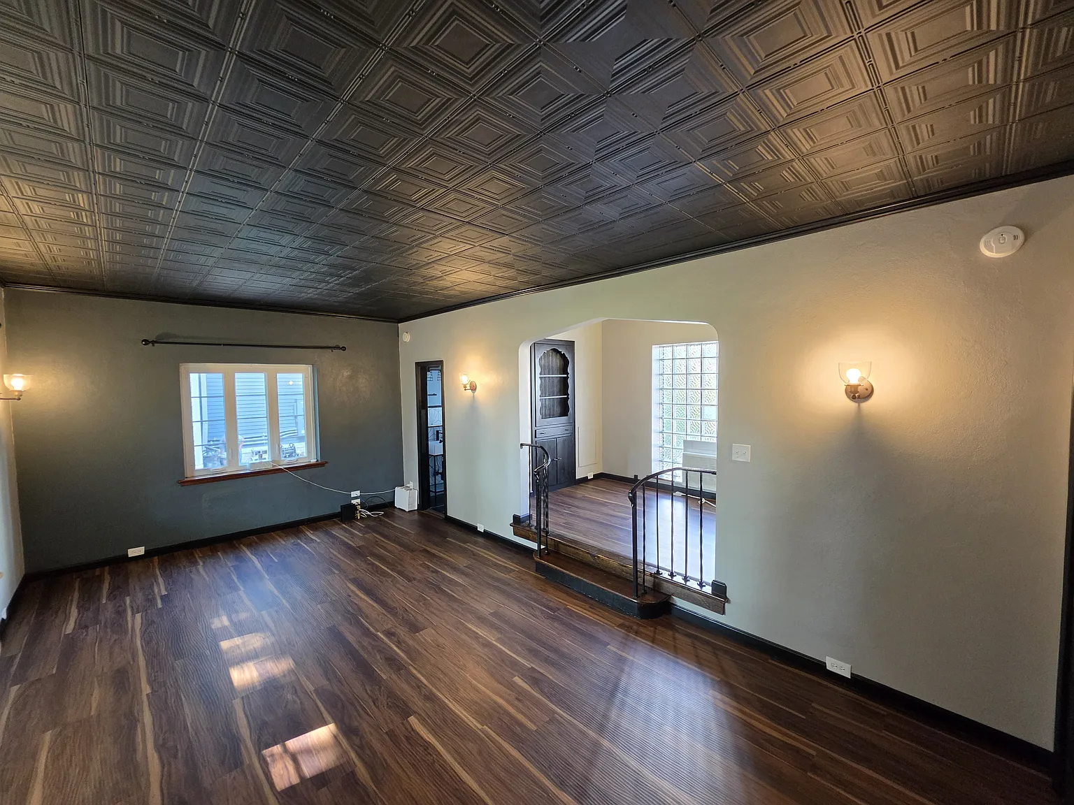 Studio, 575 sqft, $825 — Photo 2
