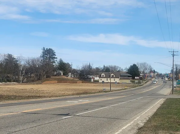 906 Minnesota Ave W, Walker, MN 56484