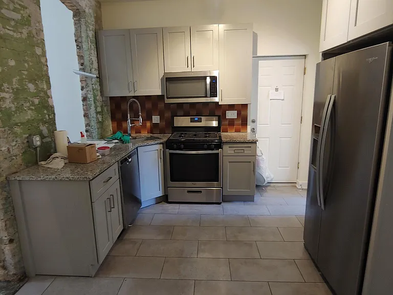 2006 S Washtenaw Ave #2C — Photo 4