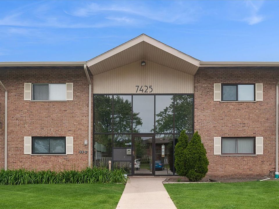 1st image of 7425 Brookdale Dr APT 113