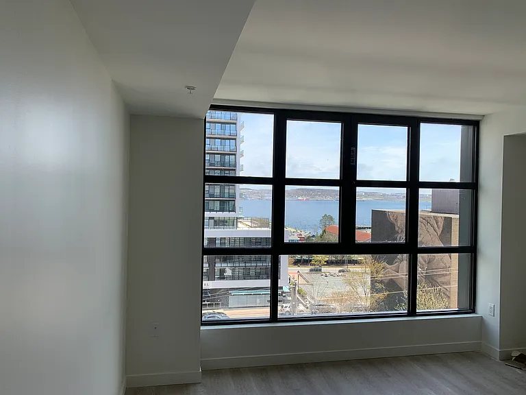 1585 Barrington St — Photo 14