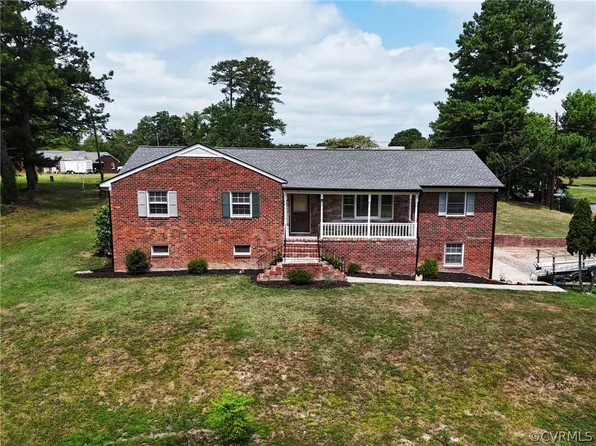 1800 Walkerton Rd, North Chesterfield, VA 23236