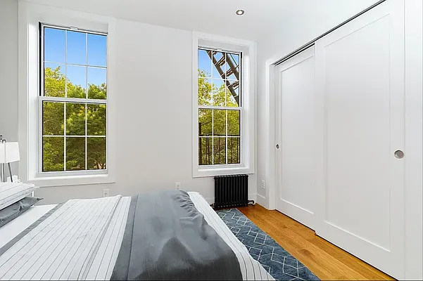 Rented by REAL New York | media 10