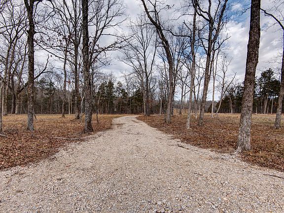 3rd image of 2529 Brass Lantern Road