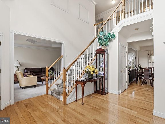 2nd image of 20508 Woodbridge Dr