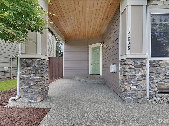 3rd image of 17808 35th Avenue E