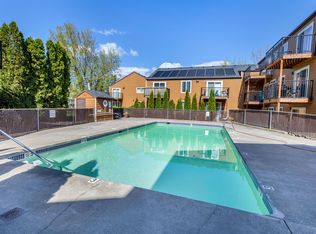 Executive 1801, Portland, OR 97230