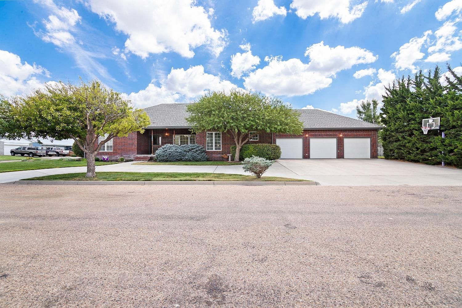 1302 S Chickasaw St, Satanta, KS 67870 MLS 21127 Zillow