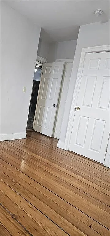 2 bed, 1.0 bath, 950 sqft, $1,600 — Photo 3