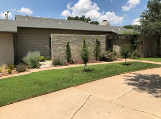 9517 Lake Ln, Oklahoma City, OK 73162
