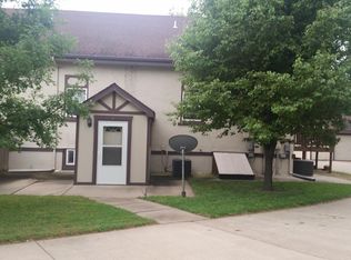 315 N 2nd Ave APT 4, Mulvane, KS 67110