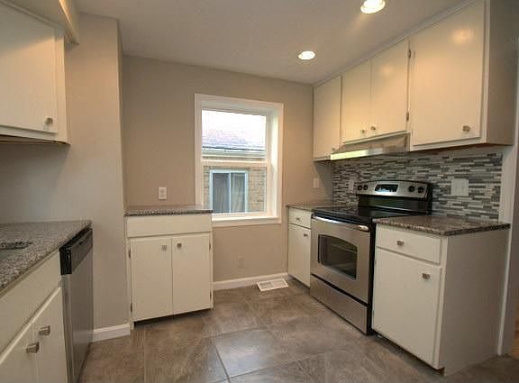 2nd image of 2604 Ardmore Ave