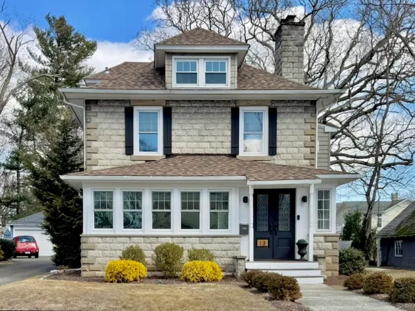 13 Noble Avenue, Milford, CT 06460