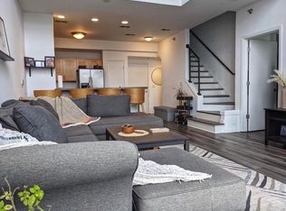 2121 South Kinnickinnic AVENUE #110, Milwaukee, WI