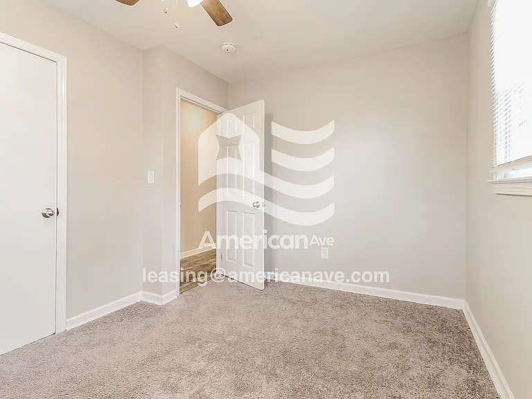 39021_011_wm_-_bedroom_13332300.jpg