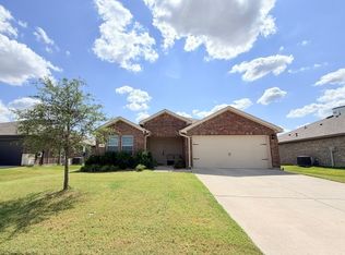 720 Meadow Creek Ln, Royse City, TX 75189