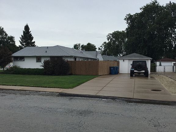 2nd image of 9000 S Knox Ave