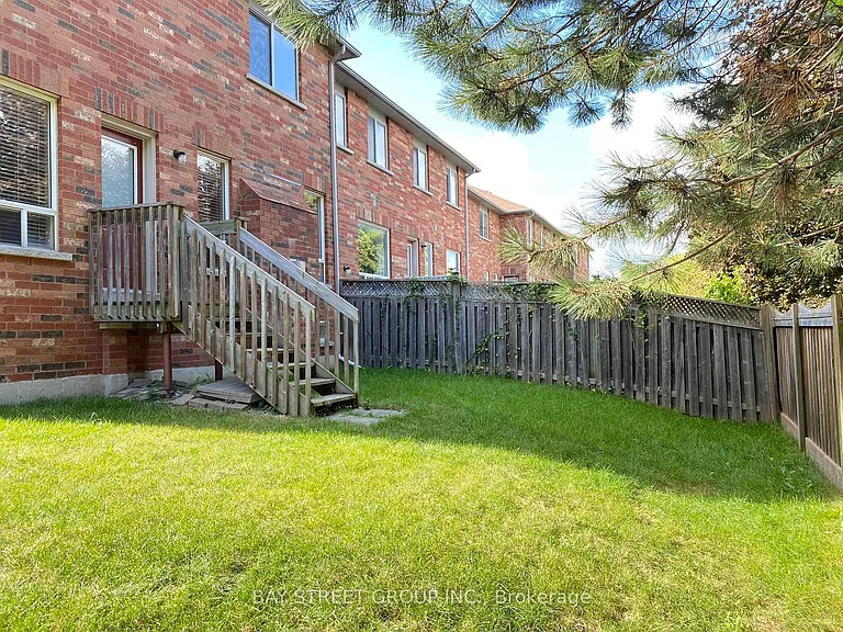 39 Levellands Cres — Photo 30