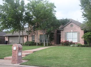 8413 Shadow Oaks, College Station, TX 77845