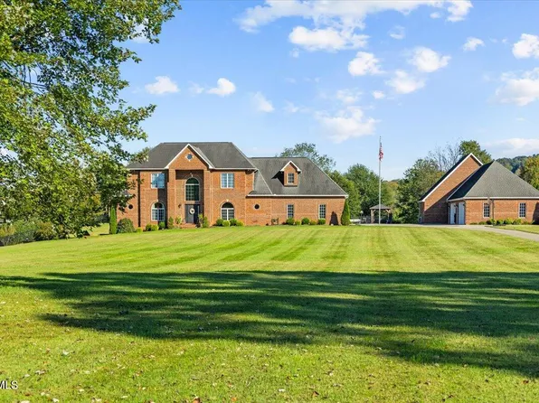 295 Brown Cir, Blountville, TN 37617