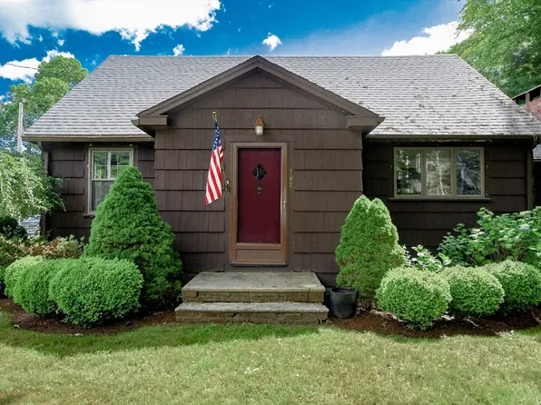 197 Converse Rd, Marion, MA 02738